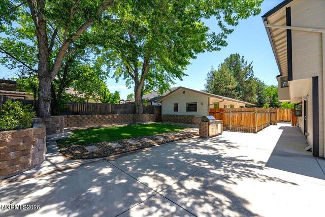 840 Singingwood Drive, Reno, NV 89509