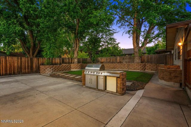 840 Singingwood Drive, Reno, NV 89509