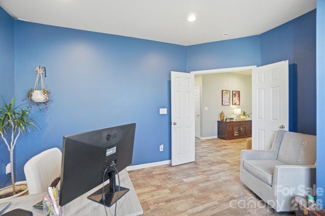 125 N Wendover Trace, Mooresville, NC 28117