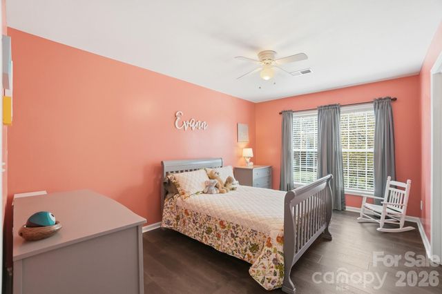 125 N Wendover Trace, Mooresville, NC 28117