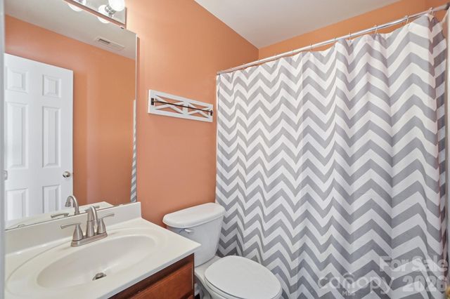 125 N Wendover Trace, Mooresville, NC 28117