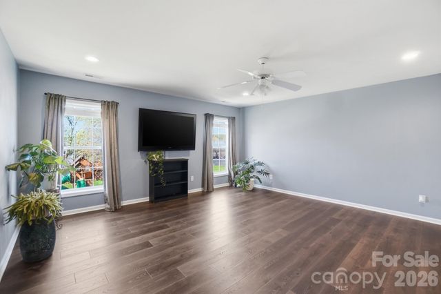 125 N Wendover Trace, Mooresville, NC 28117