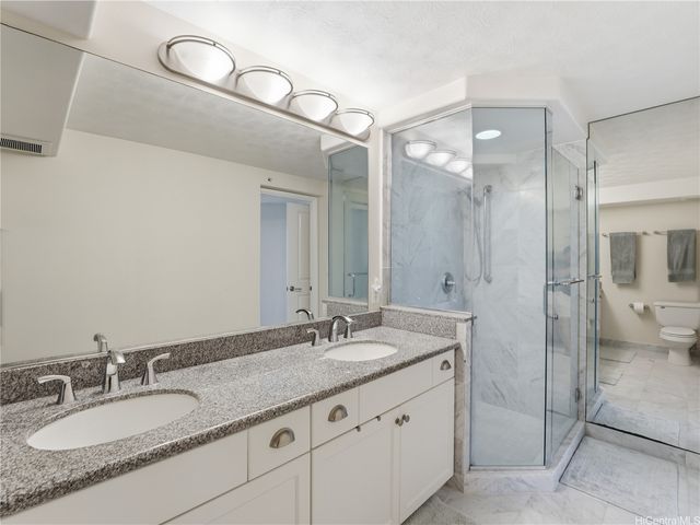 343 Hobron Street 3302, Honolulu, HI 96815