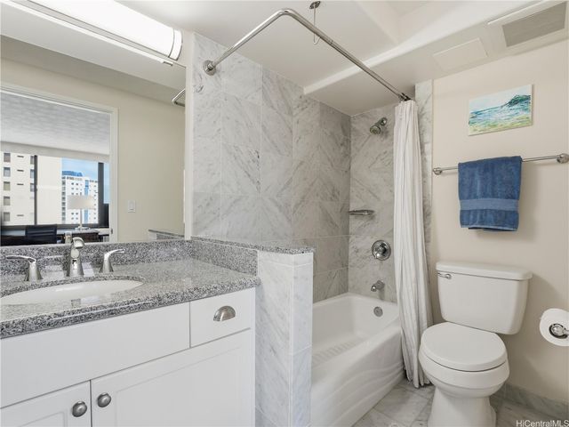 343 Hobron Street 3302, Honolulu, HI 96815