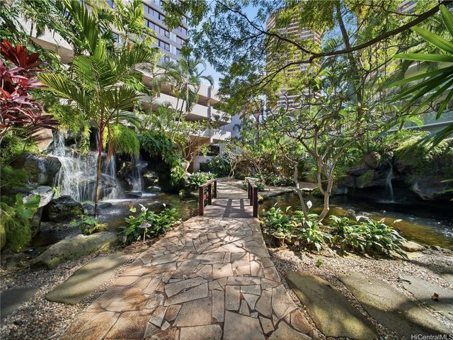 343 Hobron Street 3302, Honolulu, HI 96815