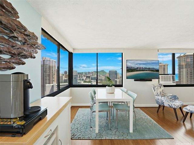 343 Hobron Street 3302, Honolulu, HI 96815