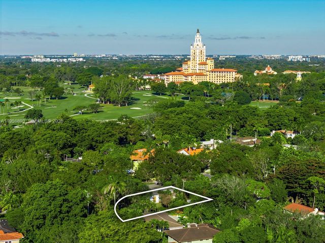 3807 Durango St, Coral Gables, FL 33134