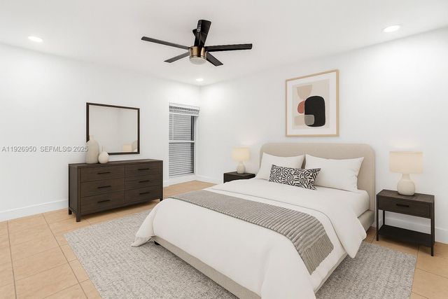 6460 Milk Wagon Ln, Miami Lakes, FL 33014