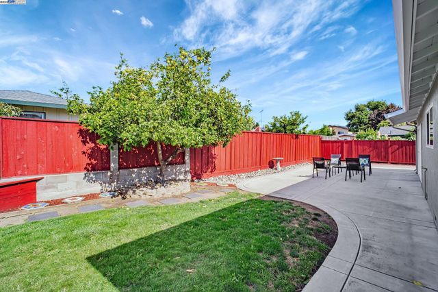28028 Petrina Ct., Hayward, CA 94545