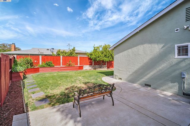 28028 Petrina Ct., Hayward, CA 94545