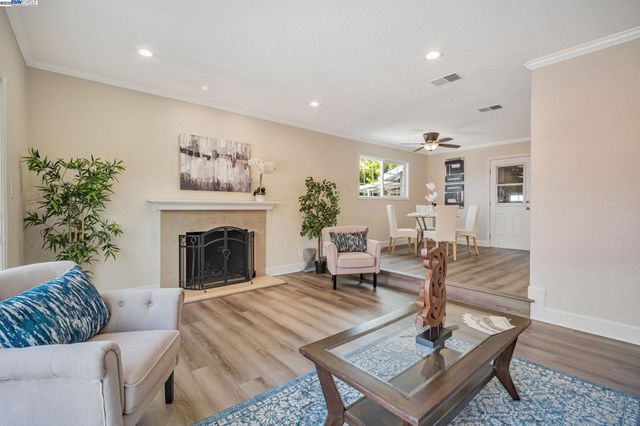 28028 Petrina Ct., Hayward, CA 94545