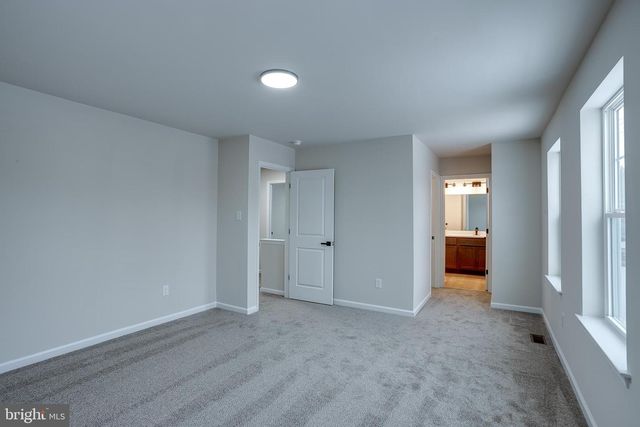 333 CEDAR ST, Millville, NJ 08332