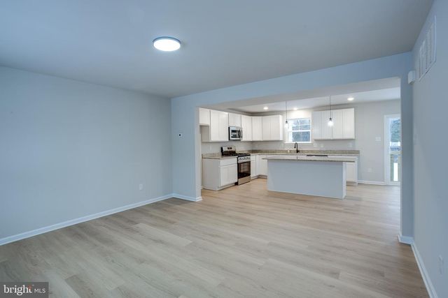 333 CEDAR ST, Millville, NJ 08332