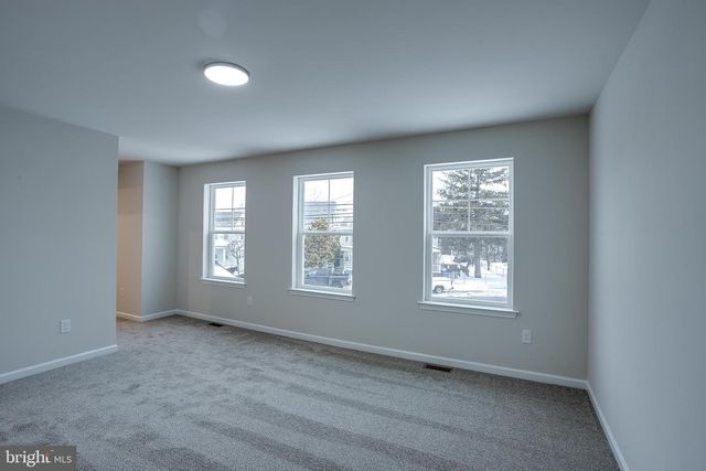 333 CEDAR ST, Millville, NJ 08332