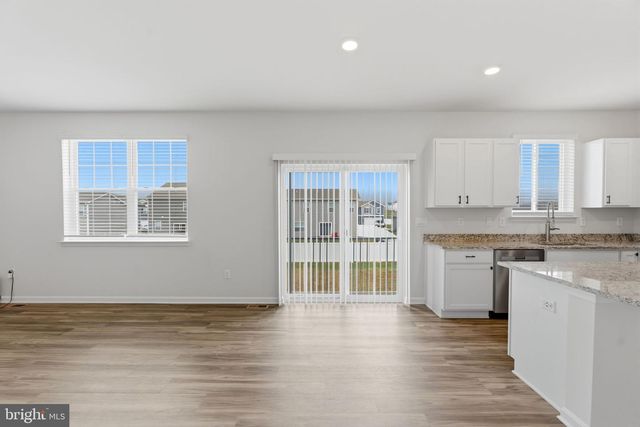 262 AYLESBURY LN, Martinsburg, WV 25403