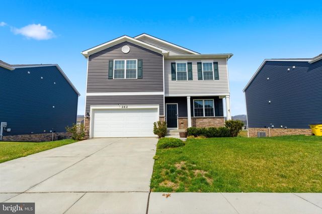 262 AYLESBURY LN, Martinsburg, WV 25403