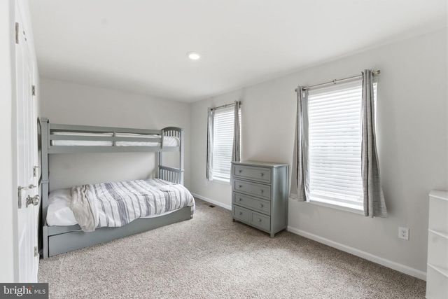 262 AYLESBURY LN, Martinsburg, WV 25403