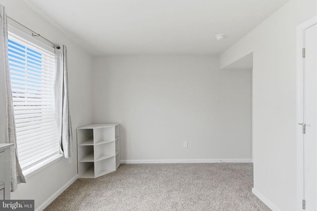 262 AYLESBURY LN, Martinsburg, WV 25403