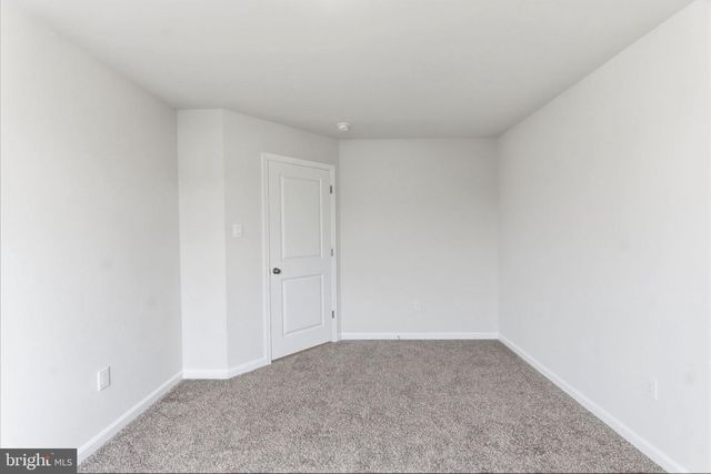 262 AYLESBURY LN, Martinsburg, WV 25403