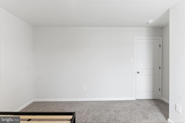262 AYLESBURY LN, Martinsburg, WV 25403