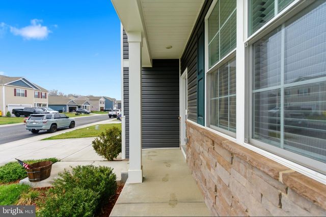 262 AYLESBURY LN, Martinsburg, WV 25403