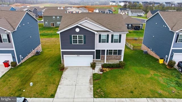 262 AYLESBURY LN, Martinsburg, WV 25403