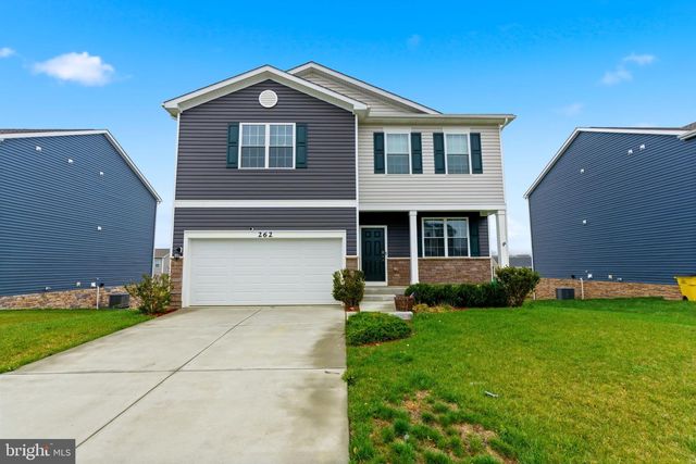 262 AYLESBURY LN, Martinsburg, WV 25403