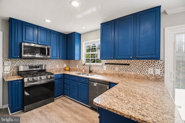 5729 RHODE ISLAND DR, Woodbridge, VA 22193