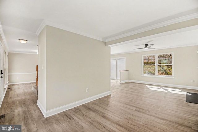 5729 RHODE ISLAND DR, Woodbridge, VA 22193