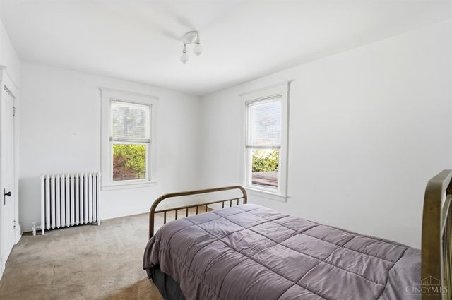 2842 Observatory Avenue, Cincinnati, OH 45208