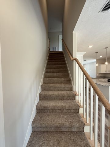 31 Spring House Dr, Manchester, TN 37355