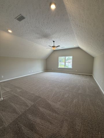 31 Spring House Dr, Manchester, TN 37355