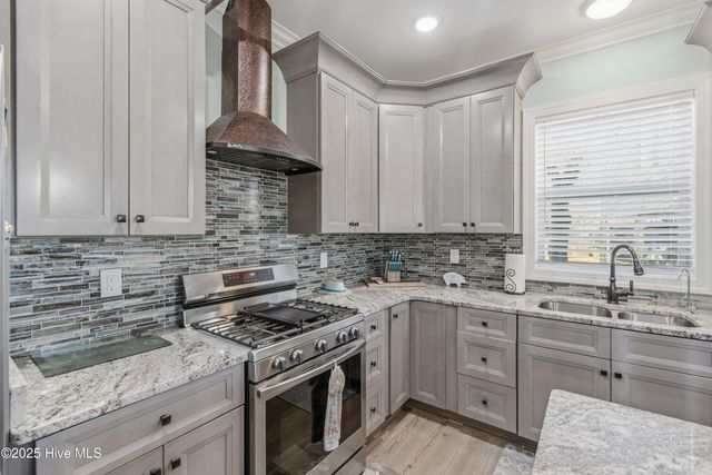 204 Chestnut Drive SW, Supply, NC 28462