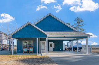 204 Chestnut Drive SW, Supply, NC 28462