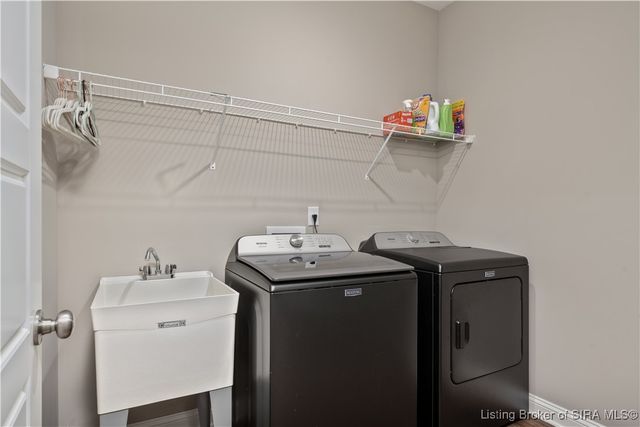 3000 Bales Way, Jeffersonville, IN 47130