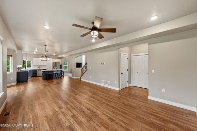 5353 N Pumice Circle, Wasilla, AK 99654