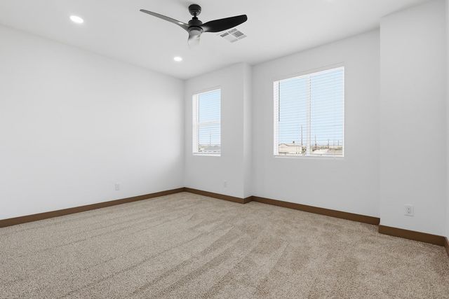 2805 E Trumbull Road 1, Phoenix, AZ 85040