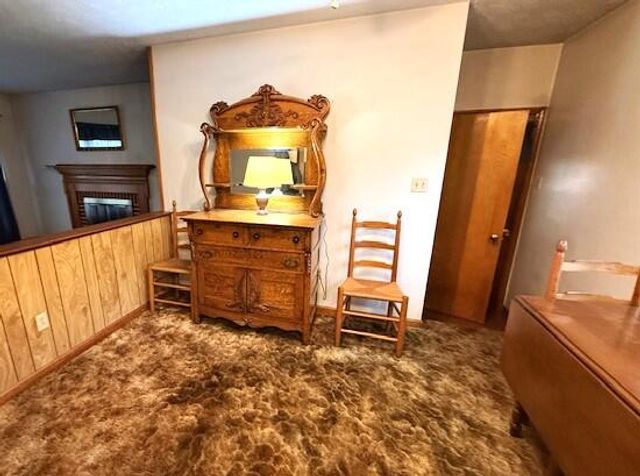 607 Heatherton DR, Covington, VA 24426