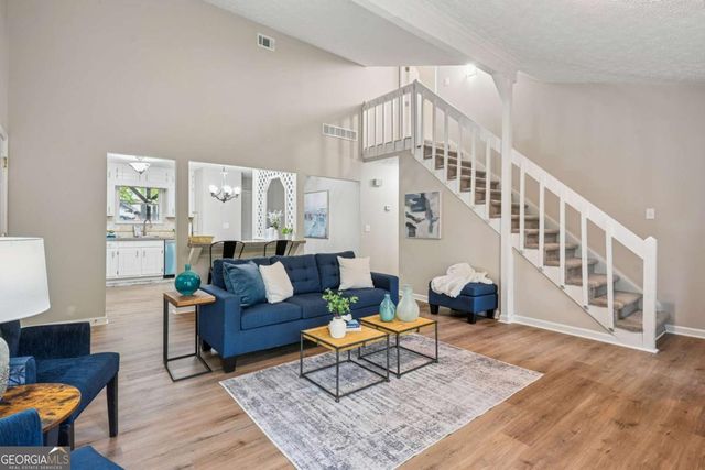 6693 DOUBLEGATE Lane, Rex, GA 30273
