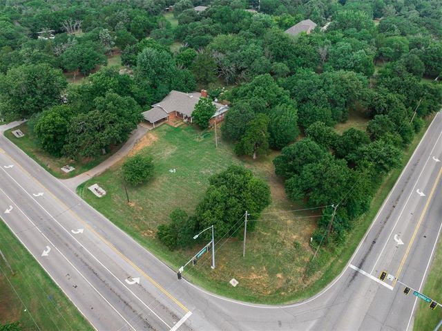 1421 E Covell Road, Edmond, OK 73034