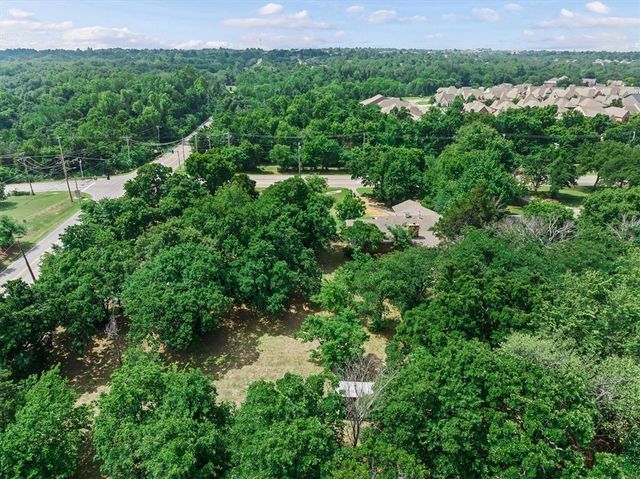 1421 E Covell Road, Edmond, OK 73034