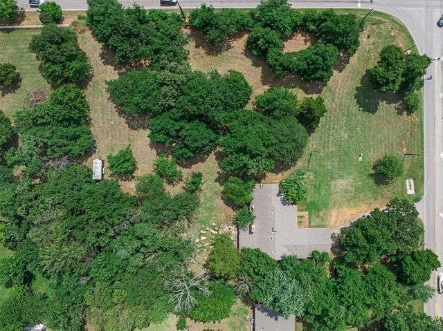 1421 E Covell Road, Edmond, OK 73034