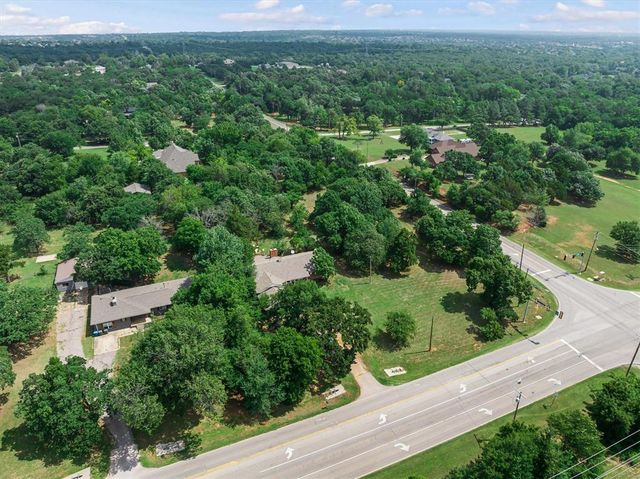 1421 E Covell Road, Edmond, OK 73034