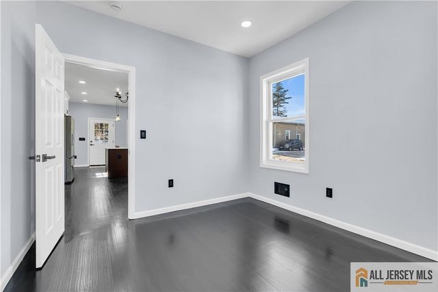 42 Dane Street, Sayreville, NJ 08872