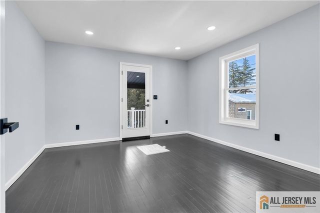 42 Dane Street, Sayreville, NJ 08872