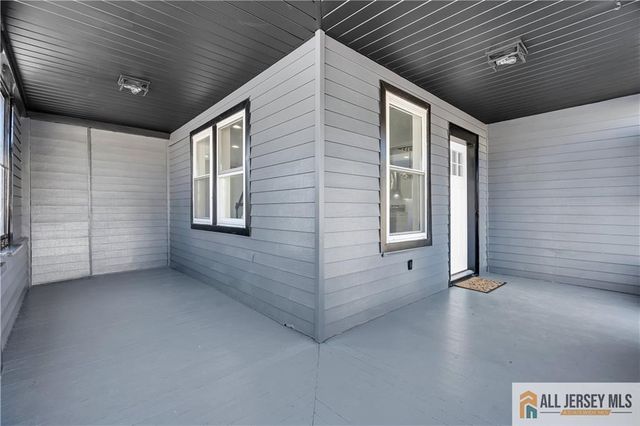 42 Dane Street, Sayreville, NJ 08872