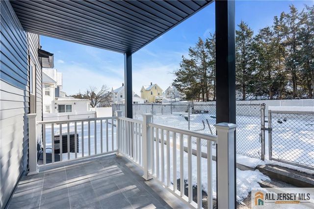 42 Dane Street, Sayreville, NJ 08872