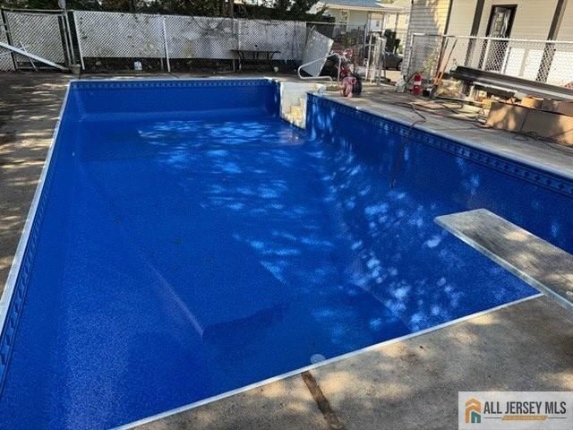 42 Dane Street, Sayreville, NJ 08872