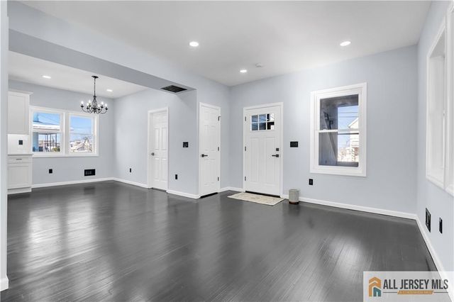 42 Dane Street, Sayreville, NJ 08872