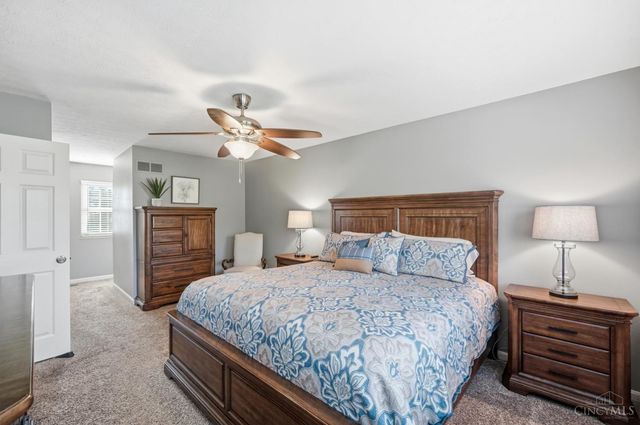 5571 Whitetail Circle, West Chester, OH 45069